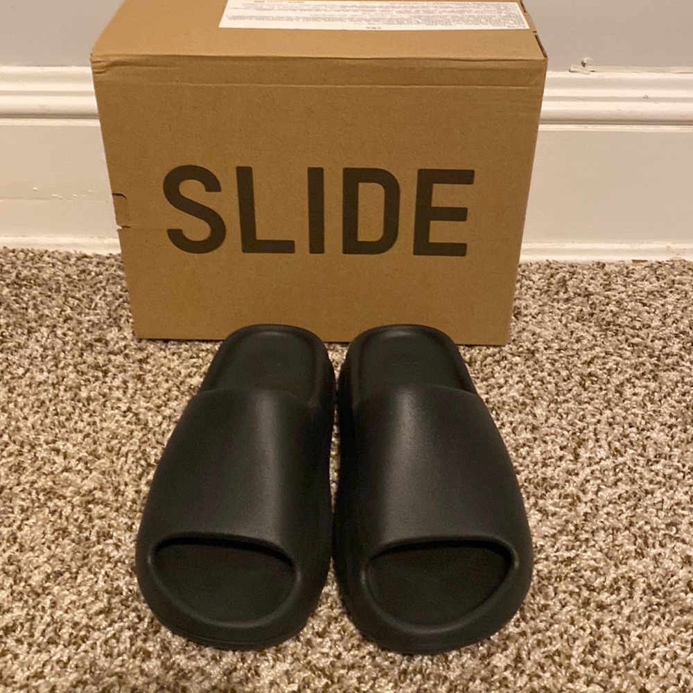 Adidas Yeezy Slide